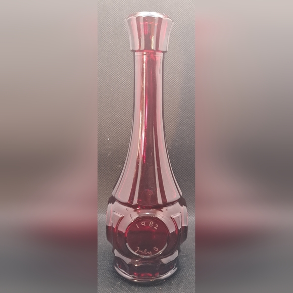 Vintage WHEATON MCM Ruby Red Bullseye 9" Glass Bud Vase Personally Engraved - Picture 3 of 11